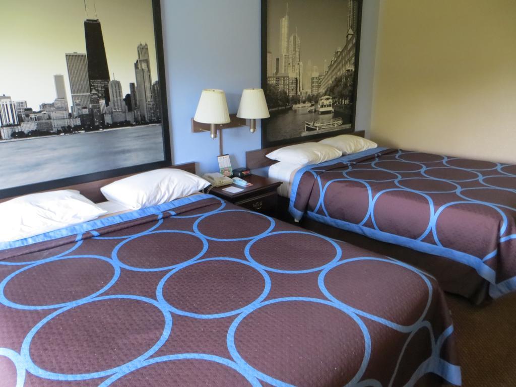 Super 8 By Wyndham Chicago O'Hare Airport Hotel Elk Grove Village Værelse billede