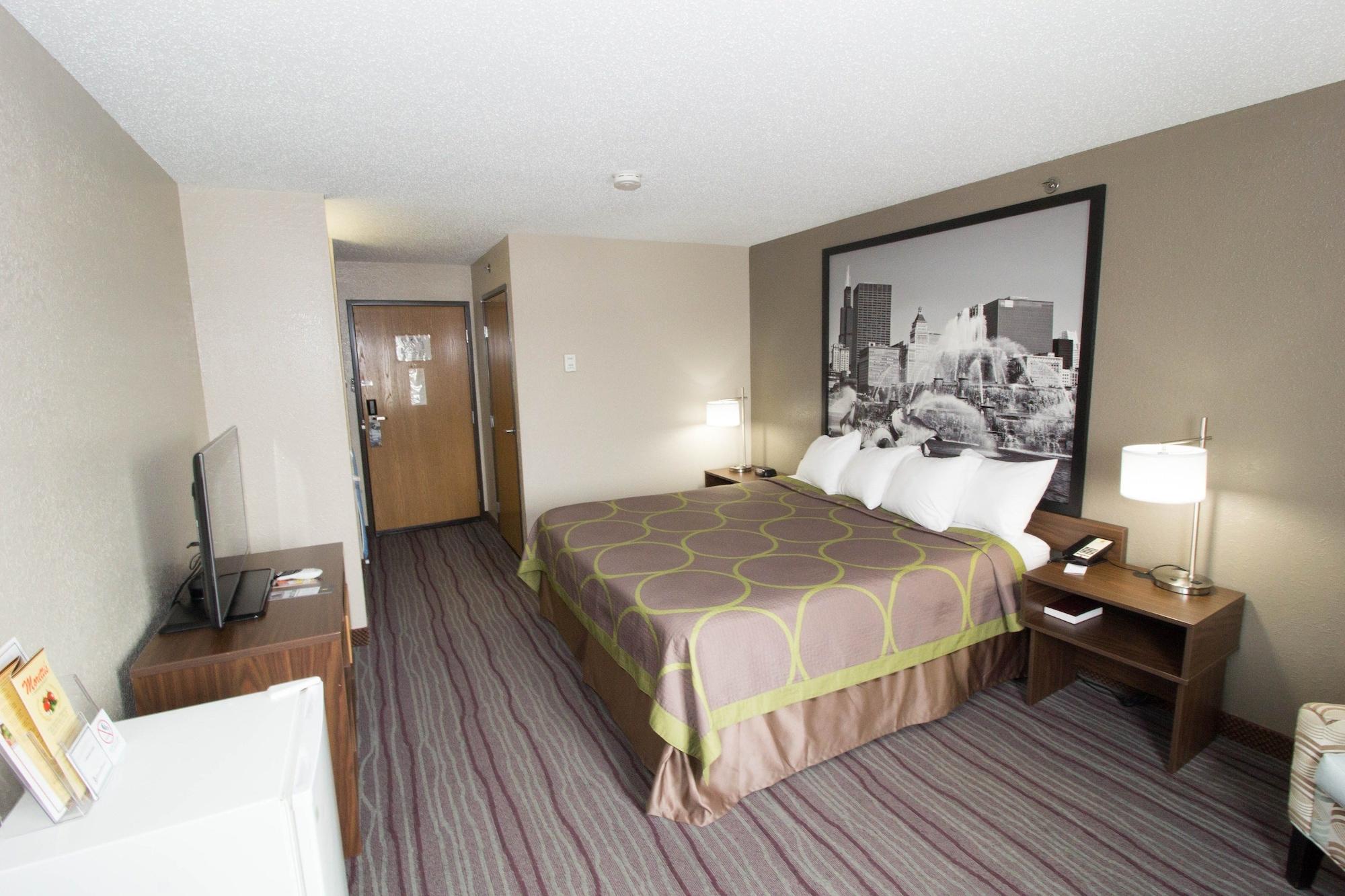 Super 8 By Wyndham Chicago O'Hare Airport Hotel Elk Grove Village Eksteriør billede