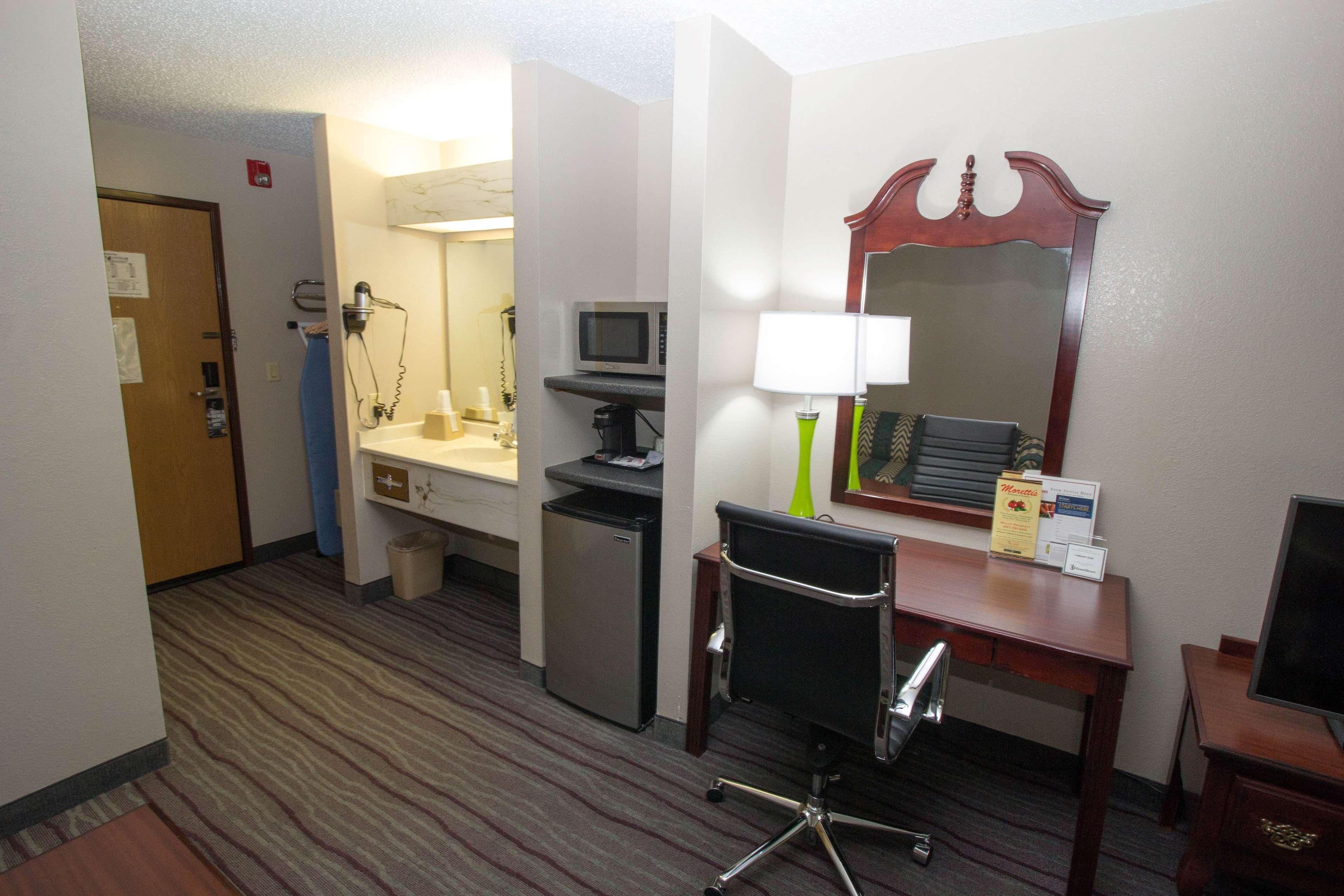 Super 8 By Wyndham Chicago O'Hare Airport Hotel Elk Grove Village Eksteriør billede